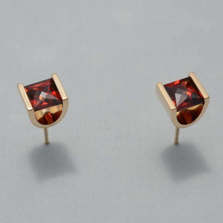 14 k. Earrings with Earrings Wesley Harris MFA